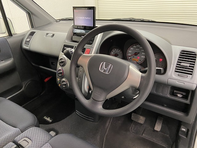 2007 Honda Mobilio | Autorec Enterprise, Ltd.