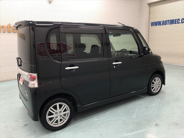 2010 Daihatsu Tanto | Autorec Enterprise, Ltd.